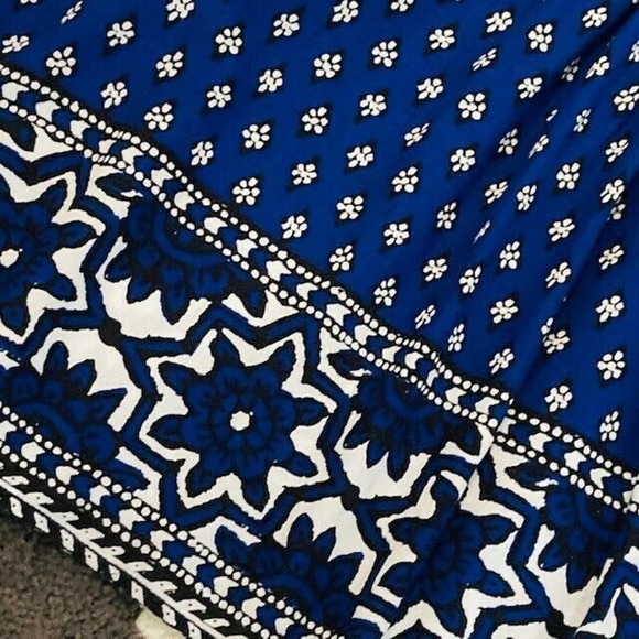 Lucky Women's Small Blue White Black Floral Print Boho Split Neck Blouse Top - Picture 5 of 8